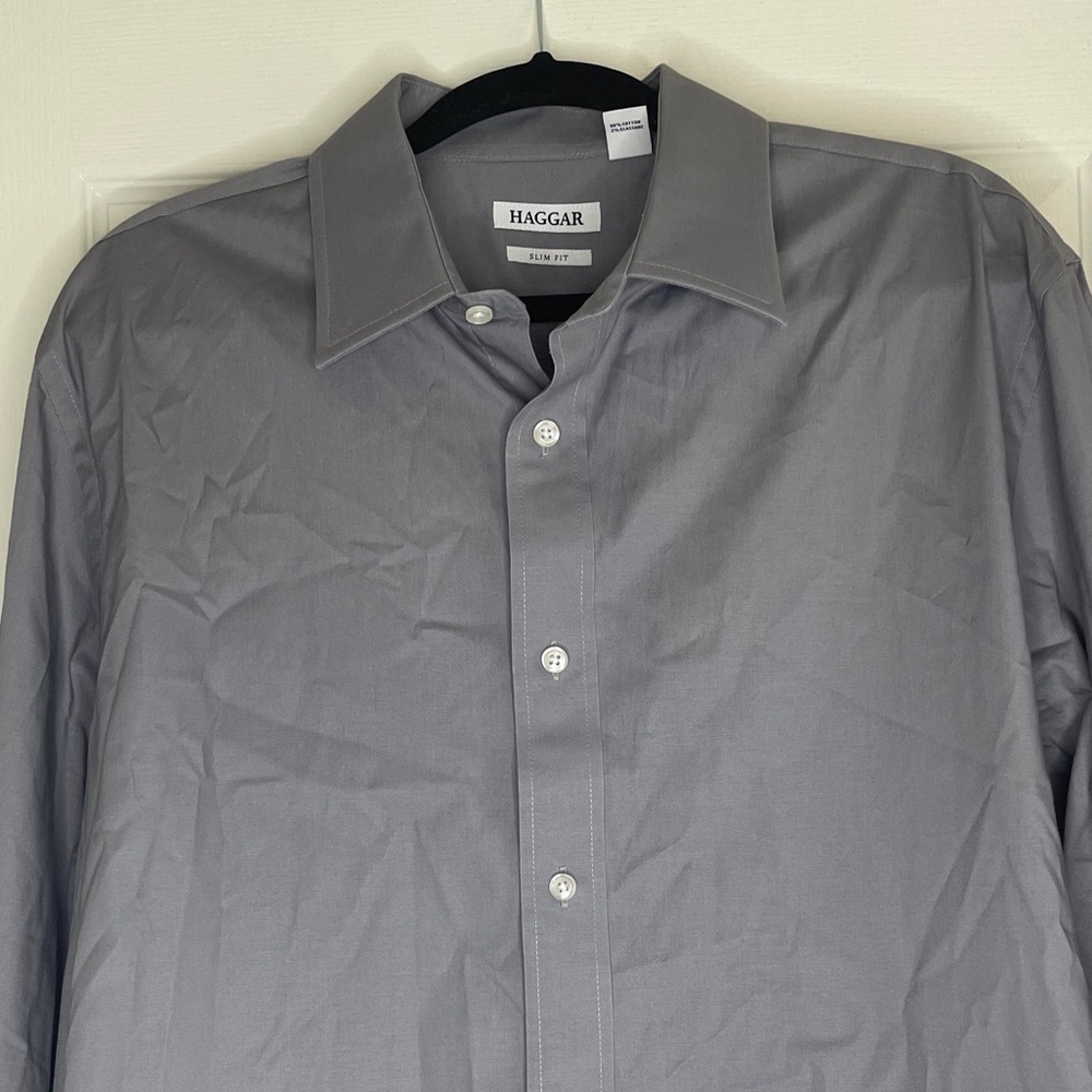 Haggar Men's Classic Gray Dress Shirt